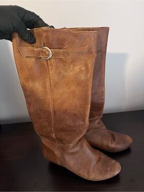 Women’s Tall Leather Riding Boots in Cognac Brown